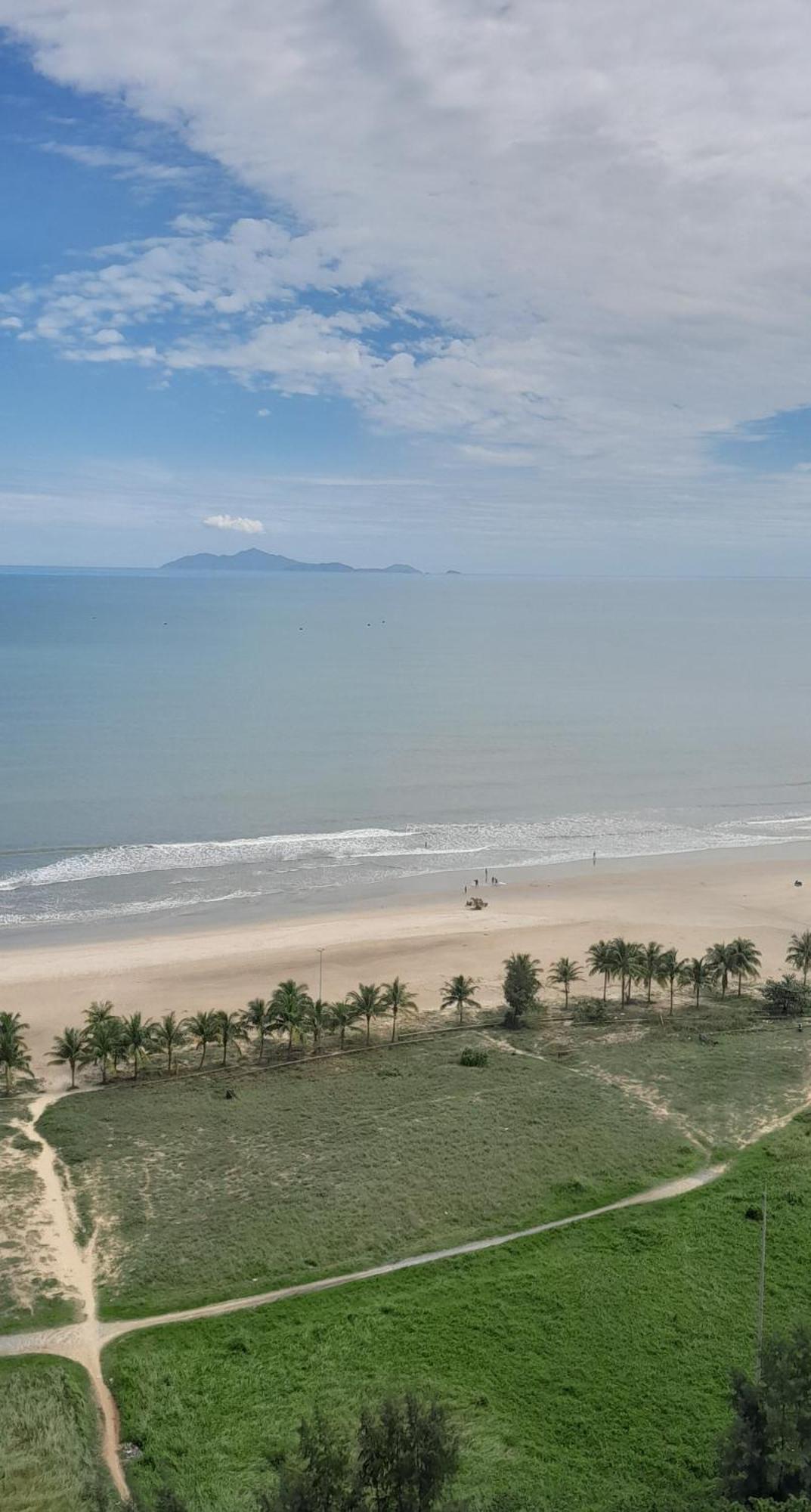 Beachfront Luxury Apartment - Rooftop Pool - Đà Nẵng Extérieur photo