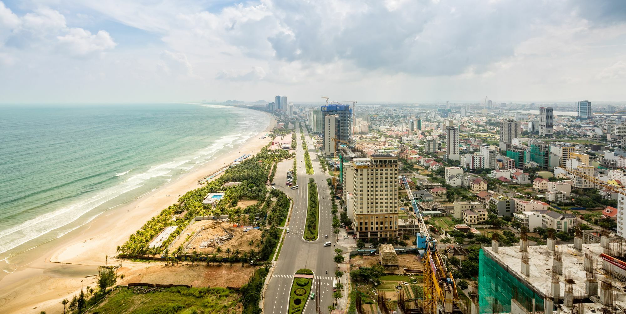 Beachfront Luxury Apartment - Rooftop Pool - Đà Nẵng Extérieur photo